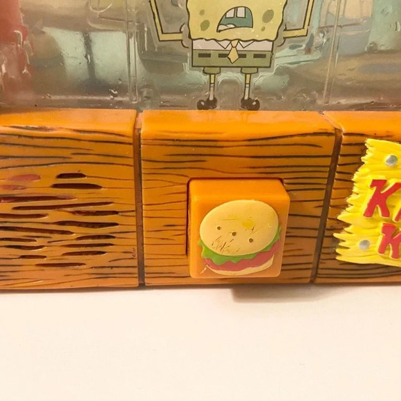 2004  Spongebob Squarepants The Krusty Krab Talking Water Game - Picture 6 of 16